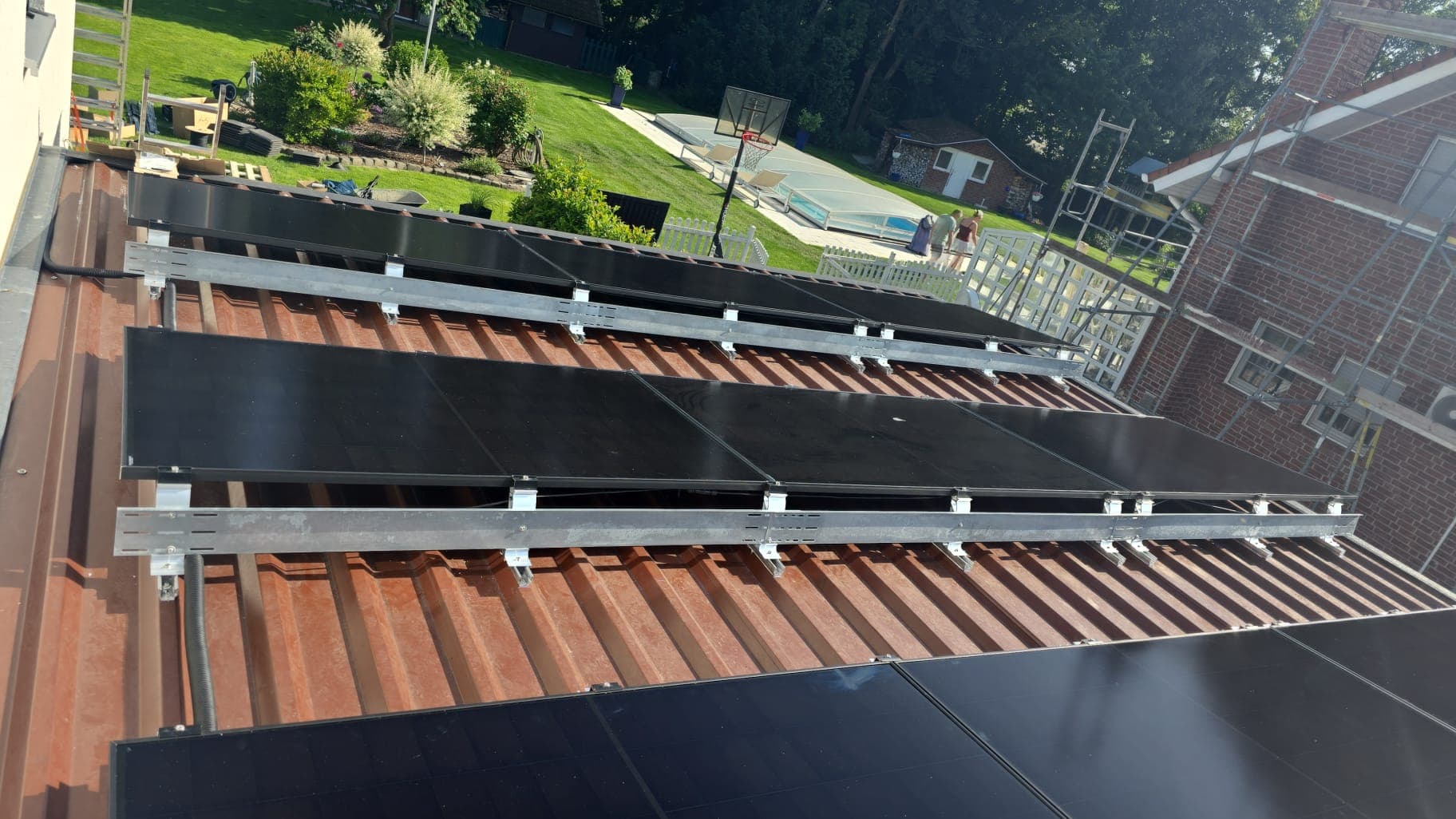 DC-Vorbereitung und String-Layout einer PV-Anlage